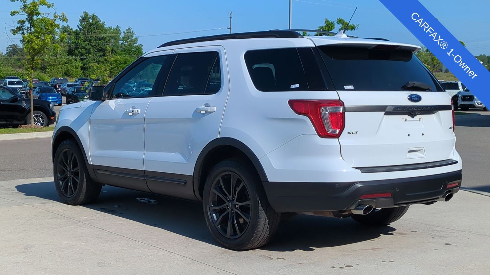 Thumbnail: 2018 Ford Explorer - 3