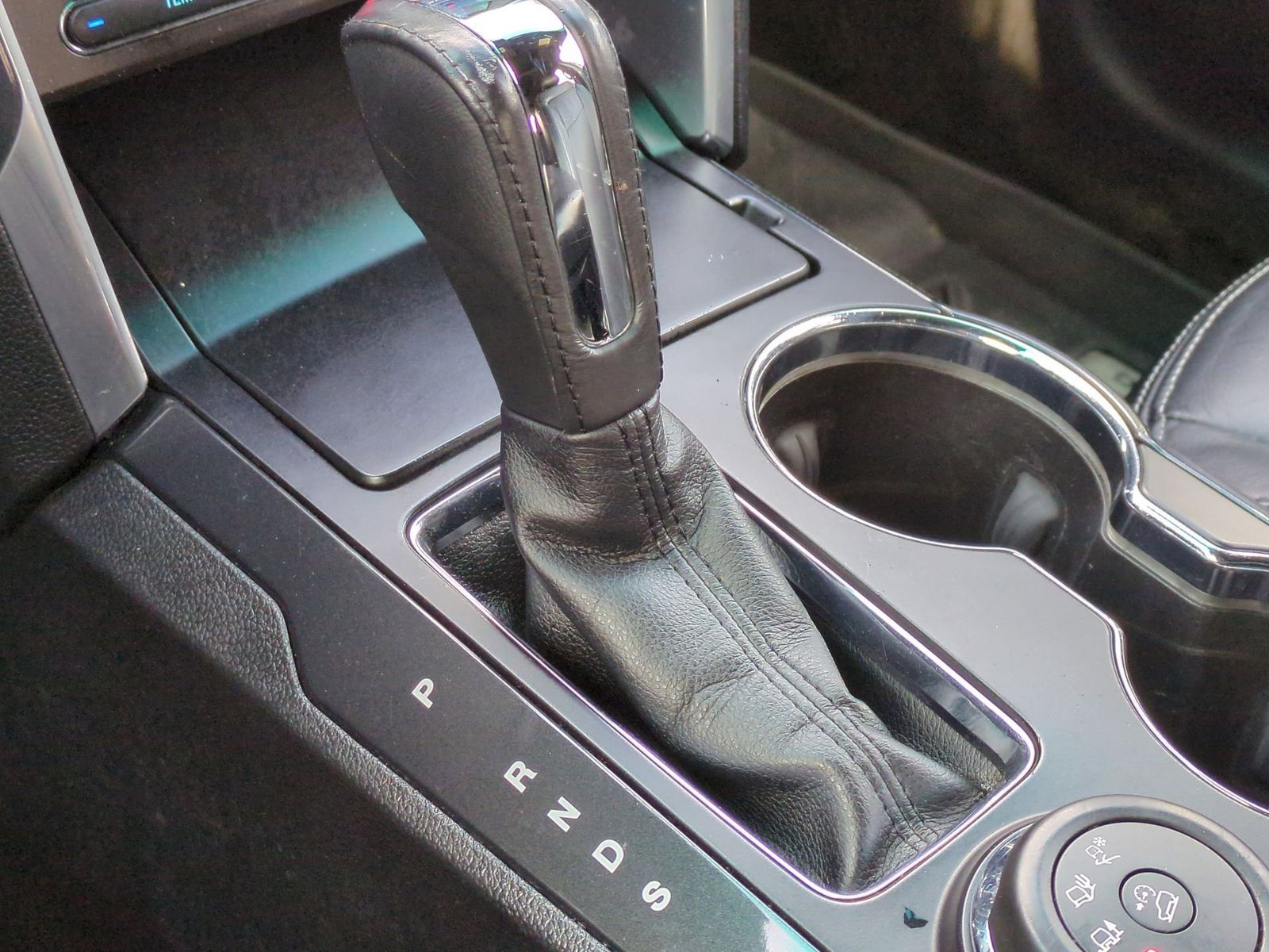 Thumbnail: 2016 Ford Explorer - 39