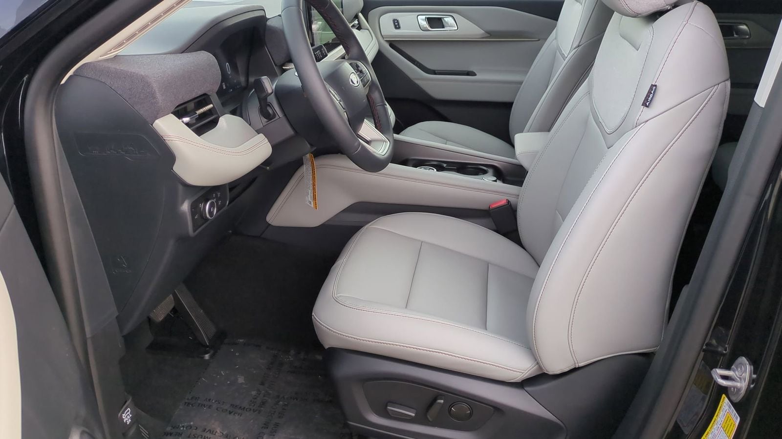 Thumbnail: 2026 Ford Explorer - 13