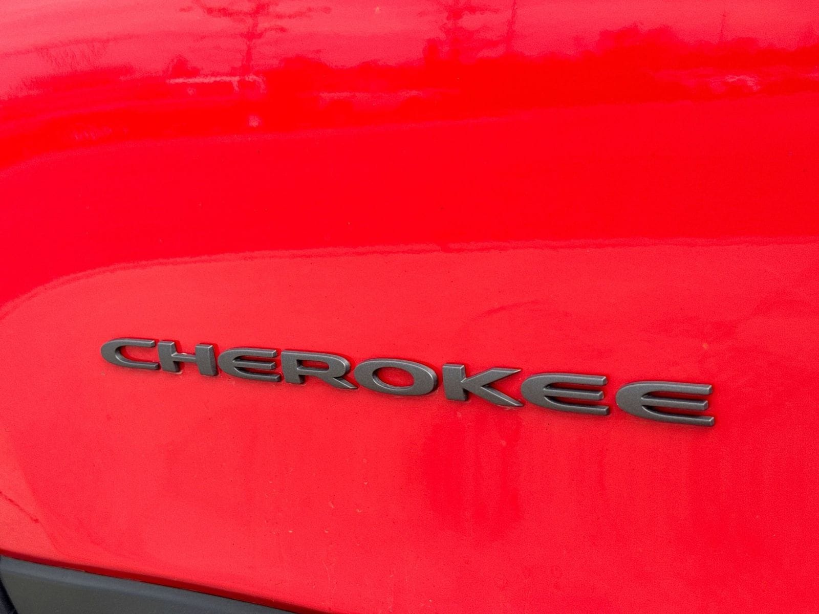 Thumbnail: 2018 Jeep Cherokee - 13