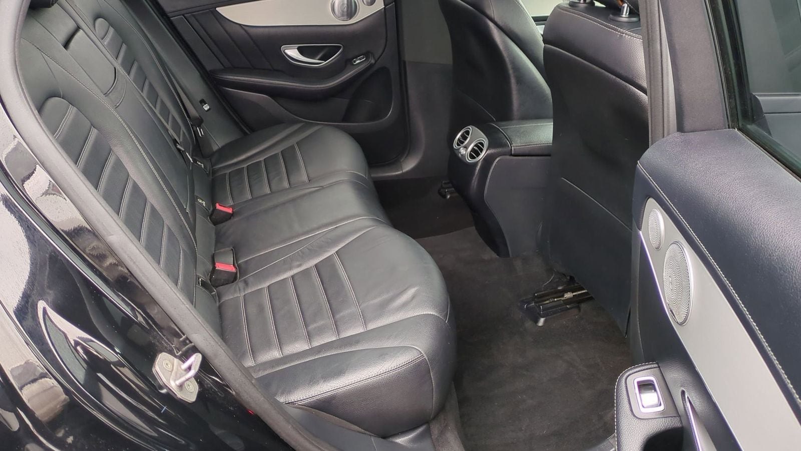 Thumbnail: 2017 Mercedes-Benz GLC - 21