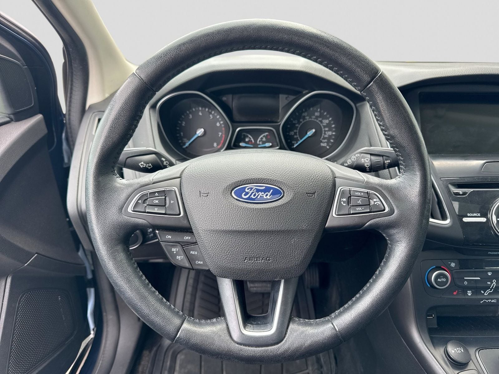 Thumbnail: 2018 Ford Focus - 25