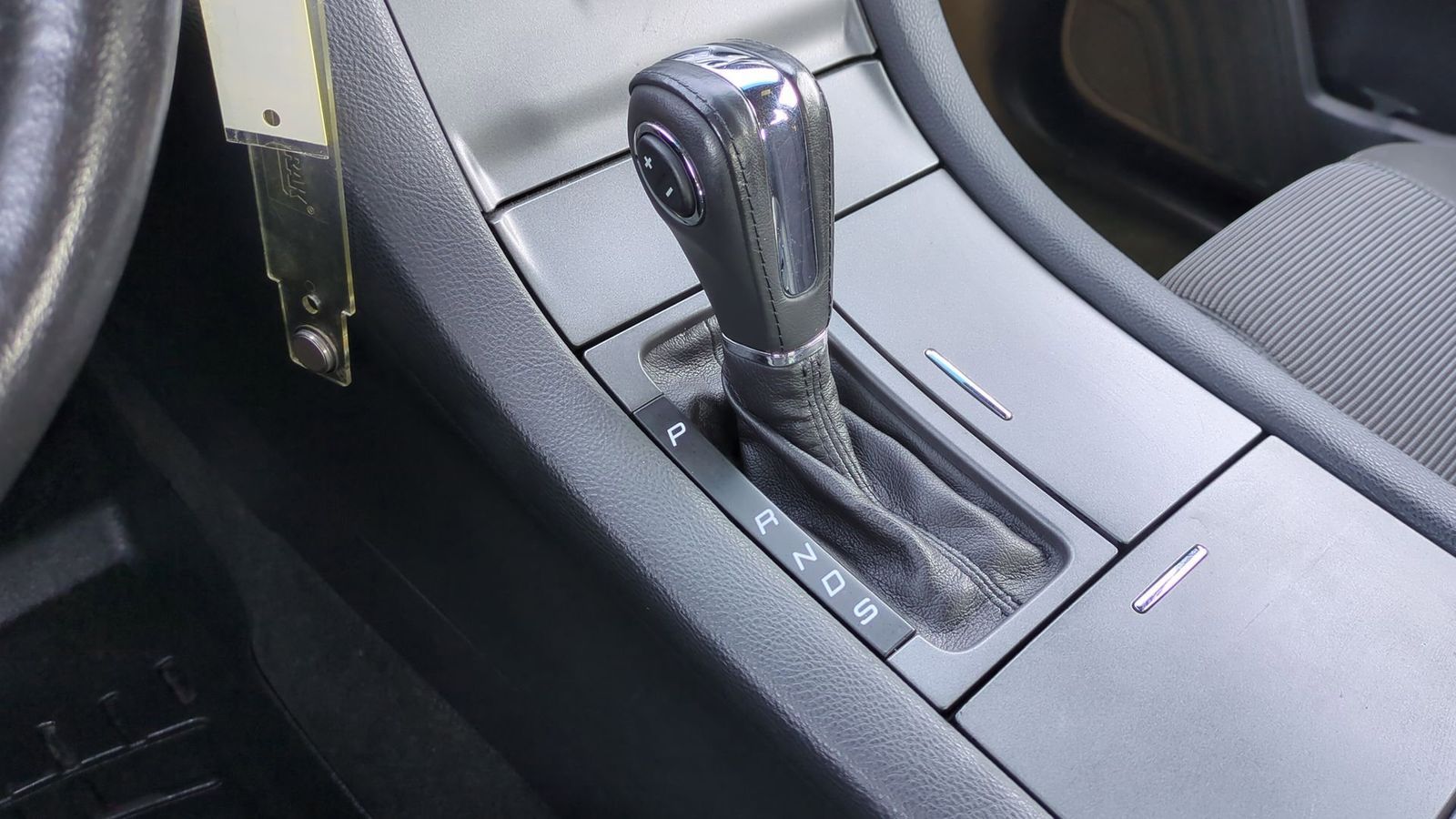 Thumbnail: 2014 Ford Taurus - 26