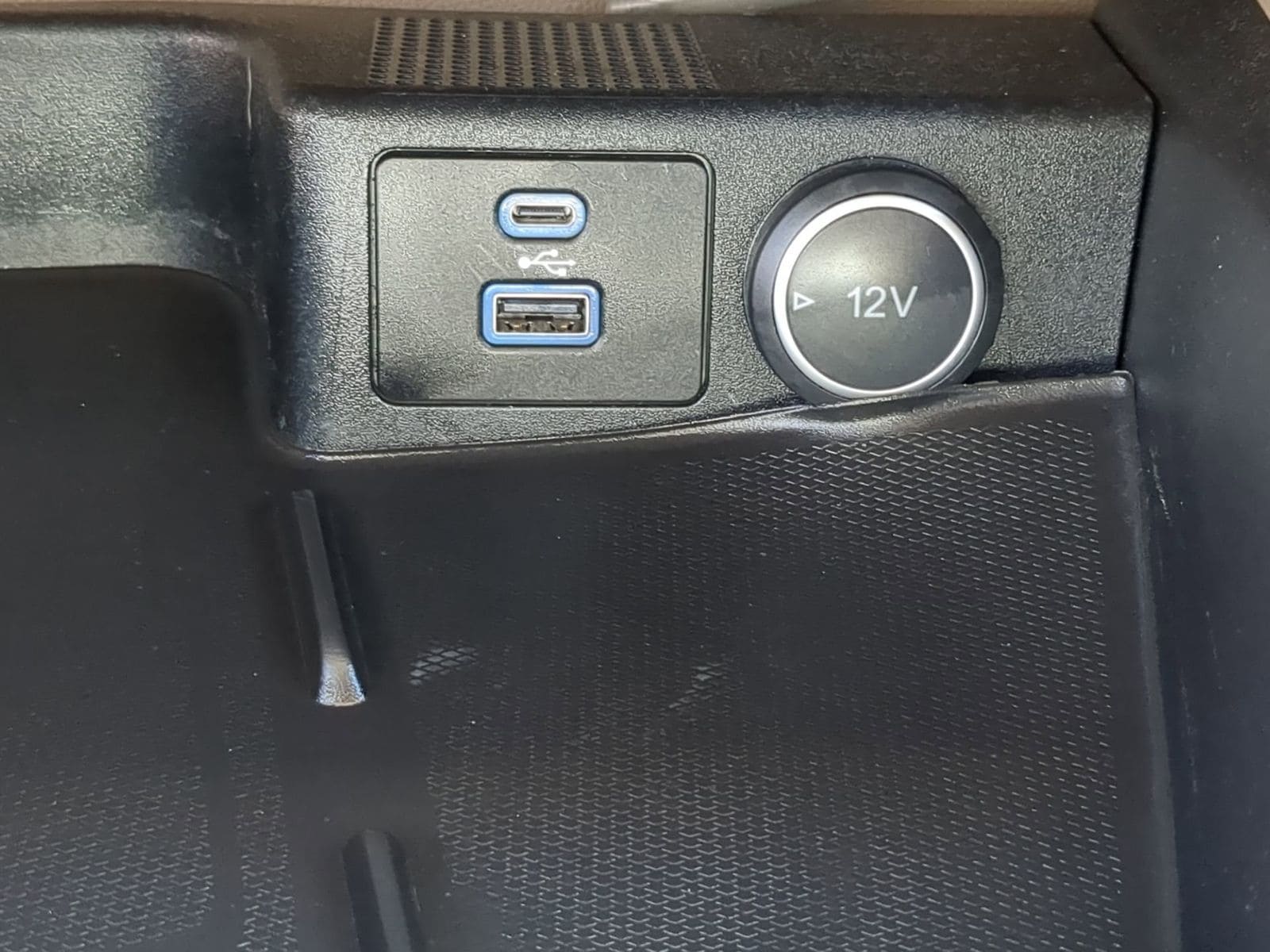 Thumbnail: 2021 Ford Escape - 34