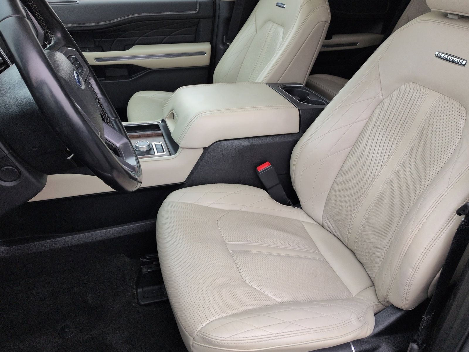 Thumbnail: 2019 Ford Expedition - 18