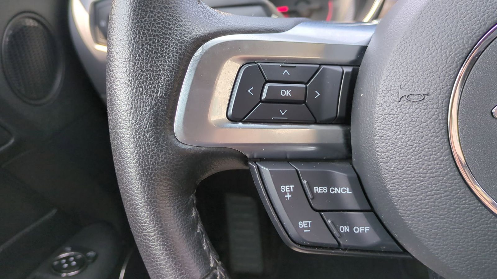 2015 Ford Mustang GT Premium 25