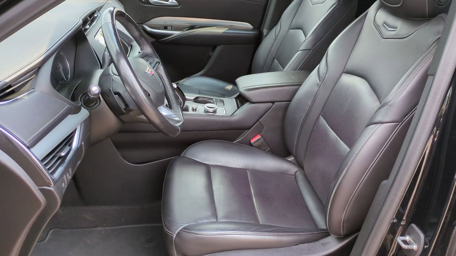 Thumbnail: 2019 Cadillac XT4 - 15