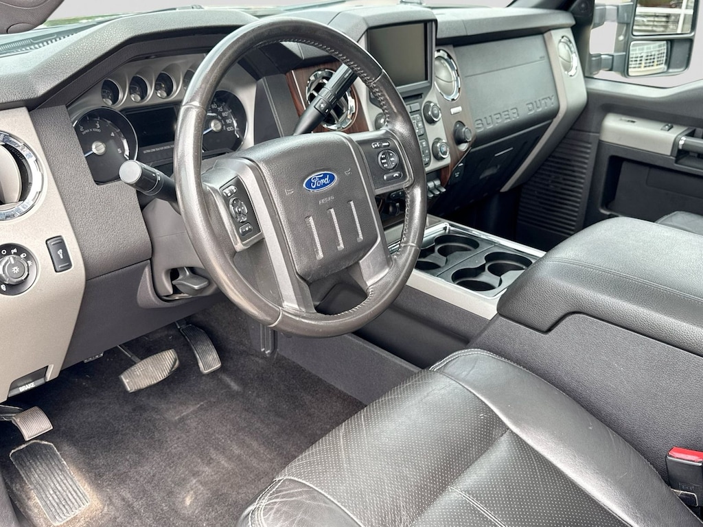 Used 2016 Ford F-250SD Lariat Truck