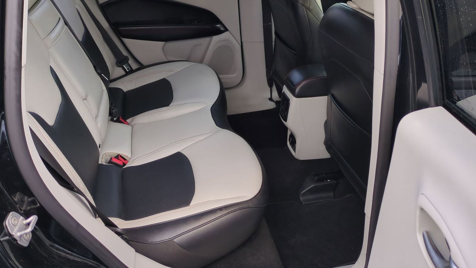 Thumbnail: 2019 Jeep Compass - 20