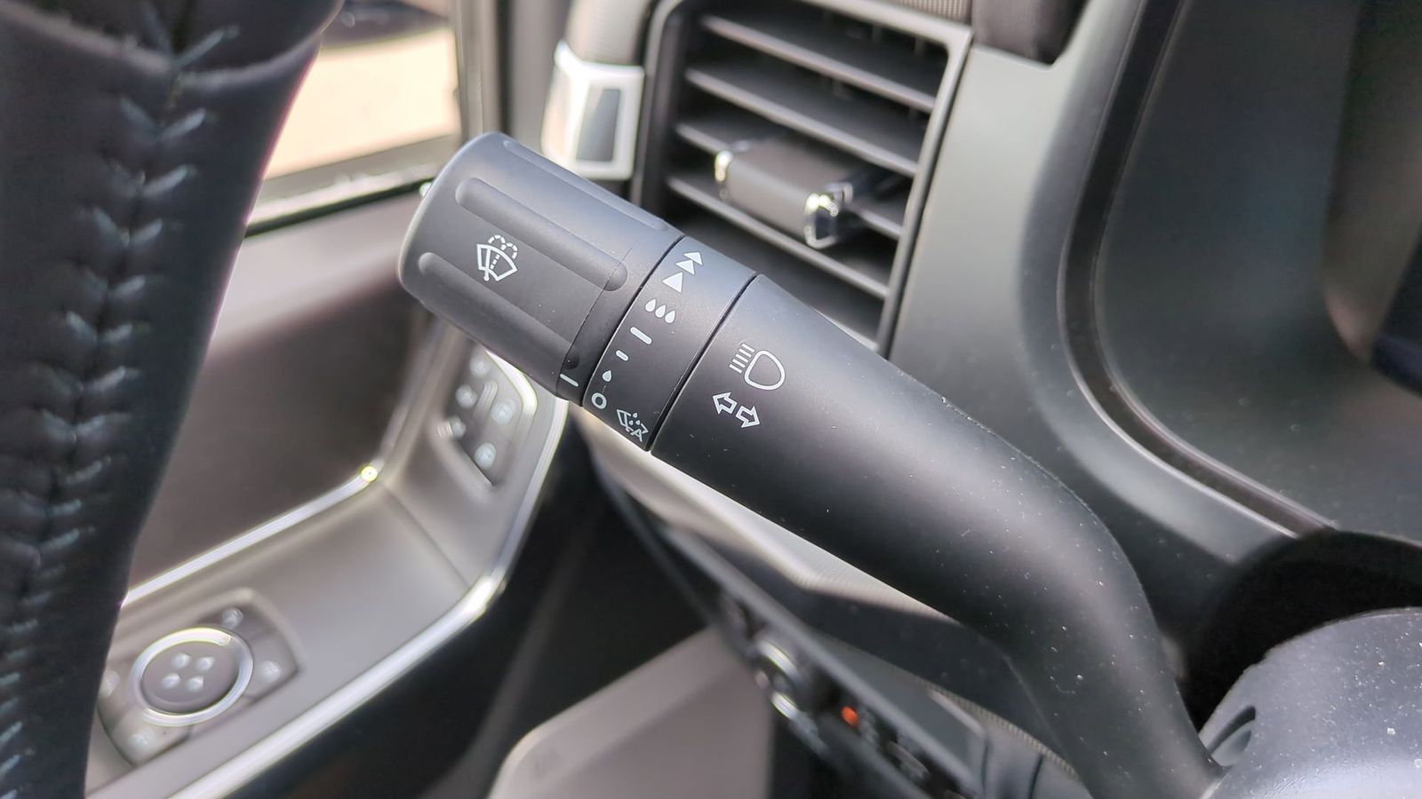 Thumbnail: 2025 Ford F-150 - 24