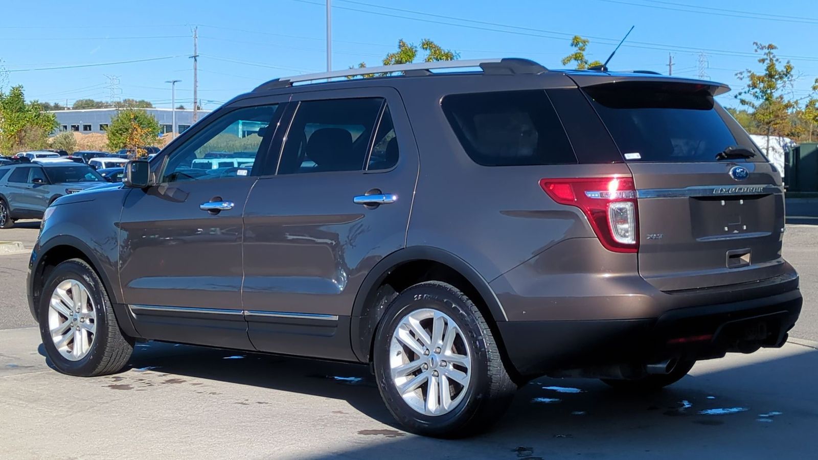 2015 Ford Explorer XLT photo 3