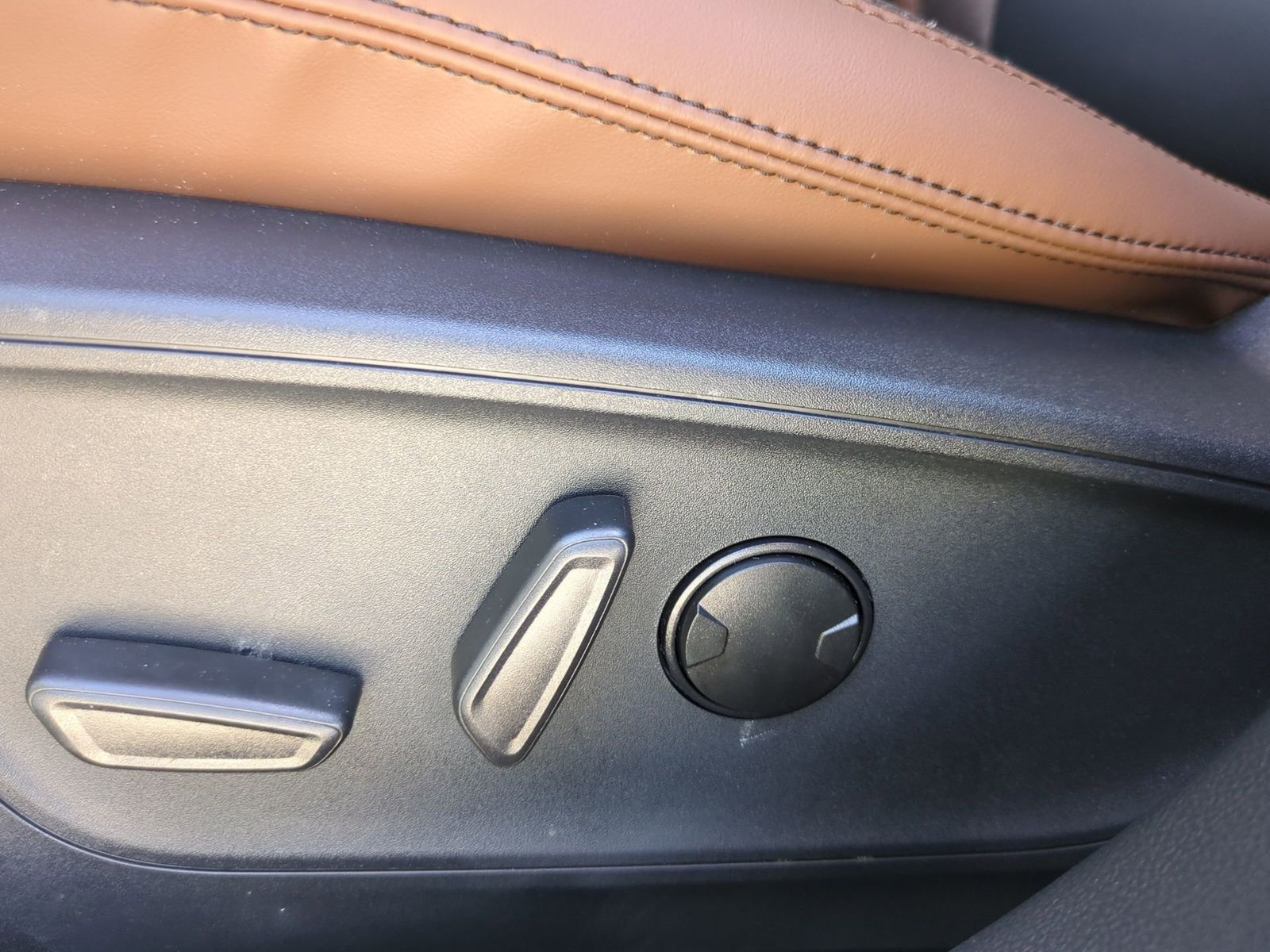 Thumbnail: 2025 Ford Bronco Sport - 16