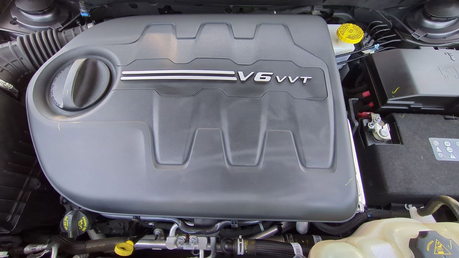 2019 Jeep Cherokee Overland 15