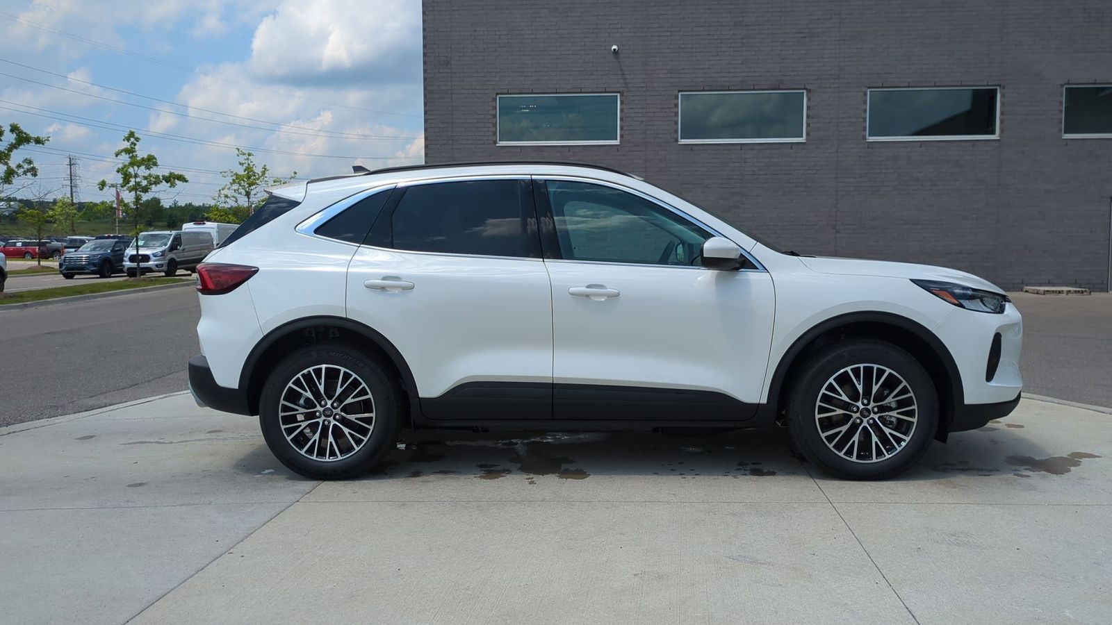 Thumbnail: 2025 Ford Escape - 7