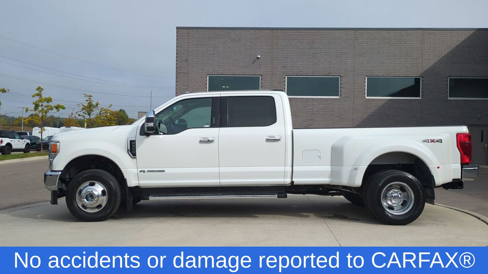 2022 Ford F-350 photo 2