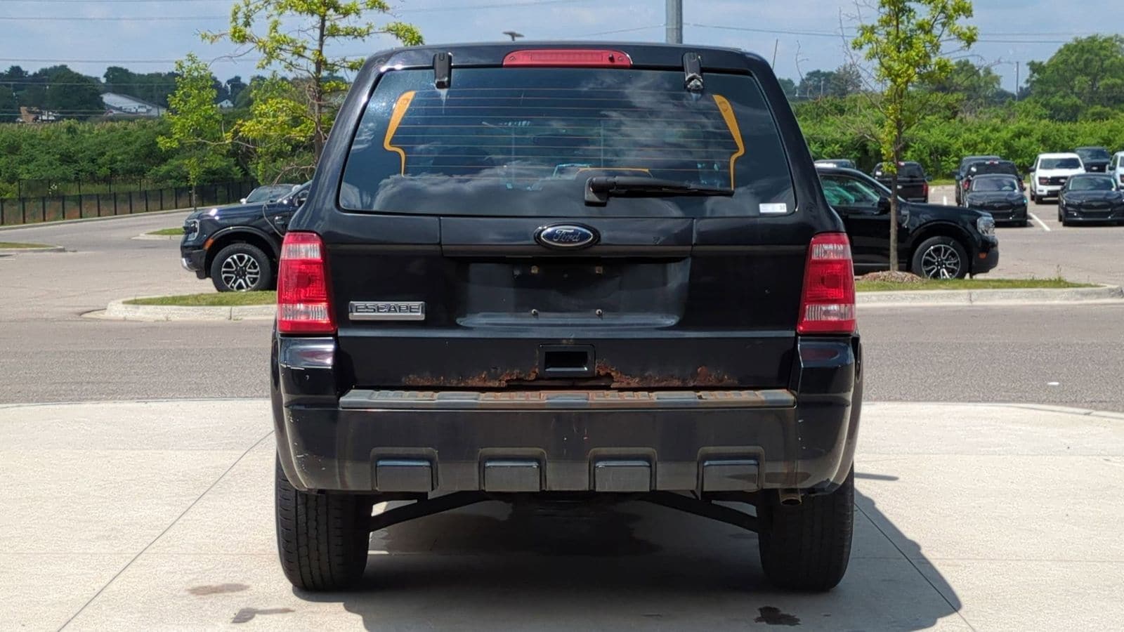 Thumbnail: 2011 Ford Escape - 3