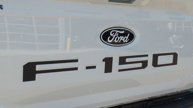 2024 Ford F-150 Lariat 11