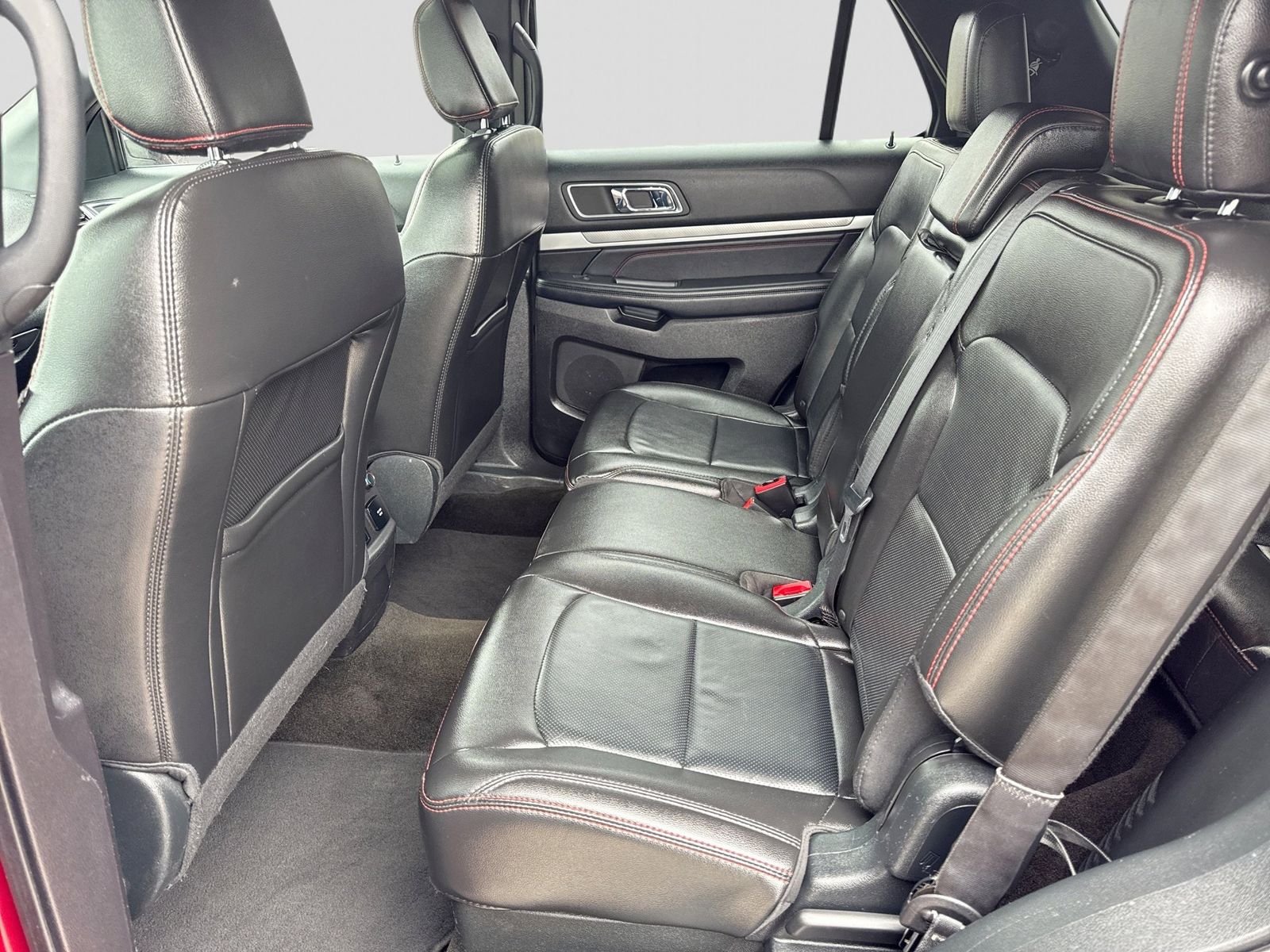 Thumbnail: 2018 Ford Explorer - 5