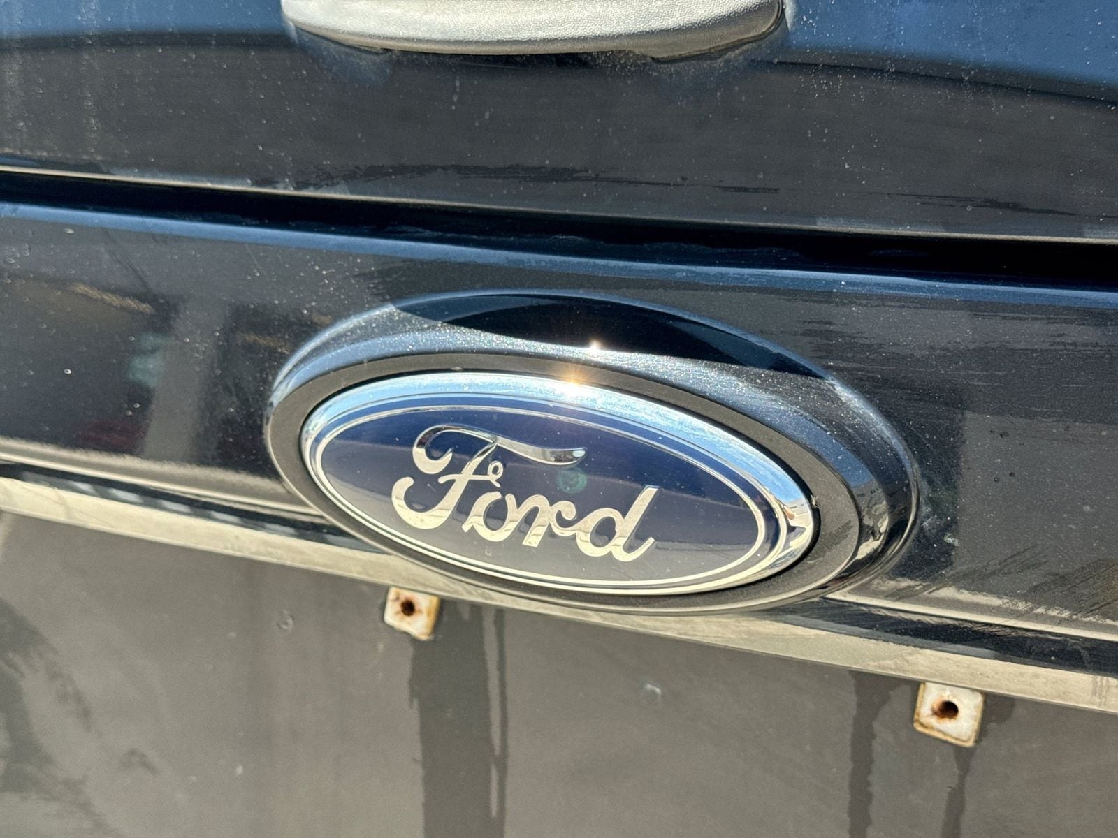 Thumbnail: 2011 Ford Escape - 12