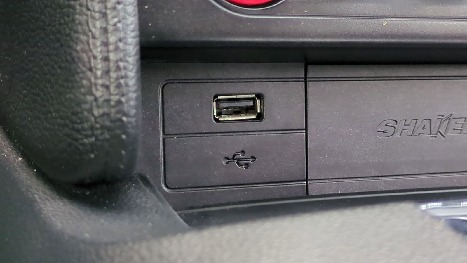 2015 Ford Mustang GT Premium 32
