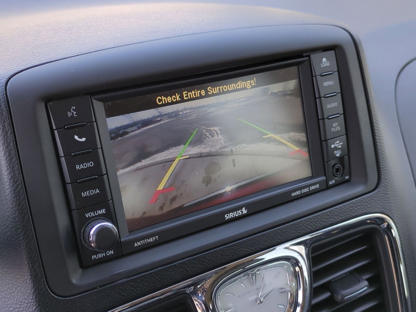 Thumbnail: 2012 Chrysler Town & Country - 33