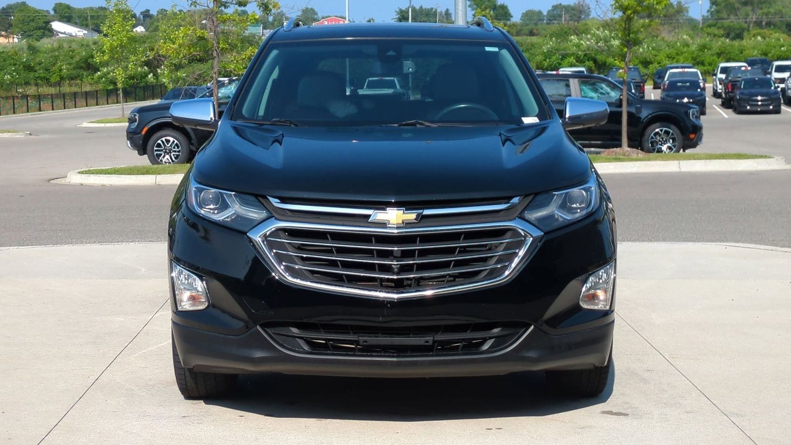 Thumbnail: 2020 Chevrolet Equinox - 10