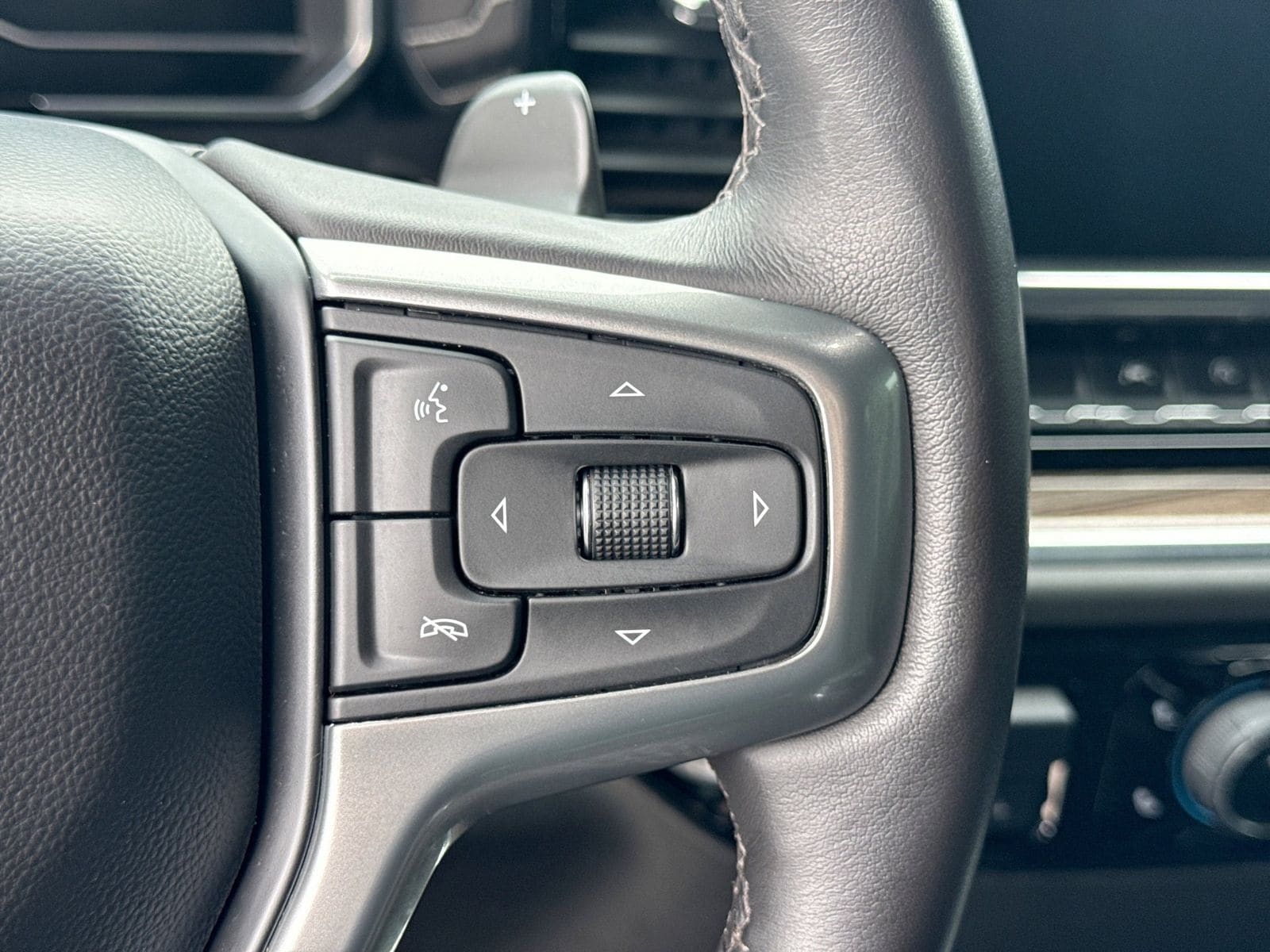 Thumbnail: 2022 Chevrolet Silverado 1500 - 25