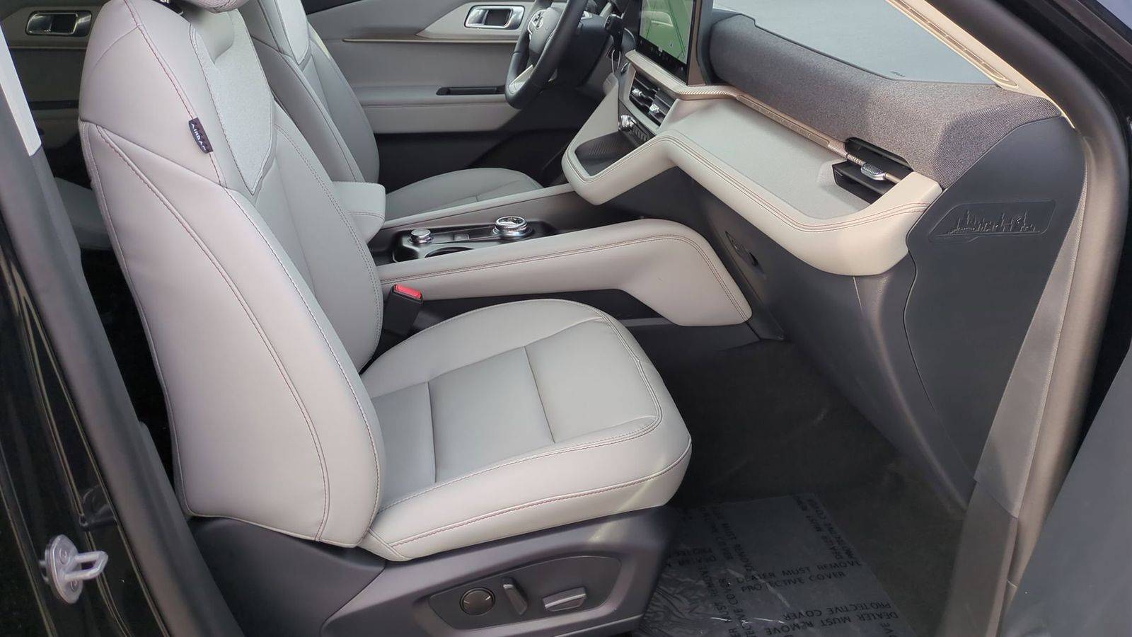 Thumbnail: 2026 Ford Explorer - 18