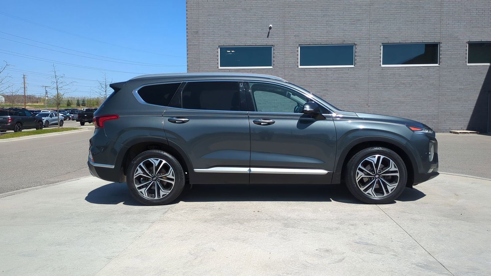 Thumbnail: 2019 Hyundai Santa Fe - 8