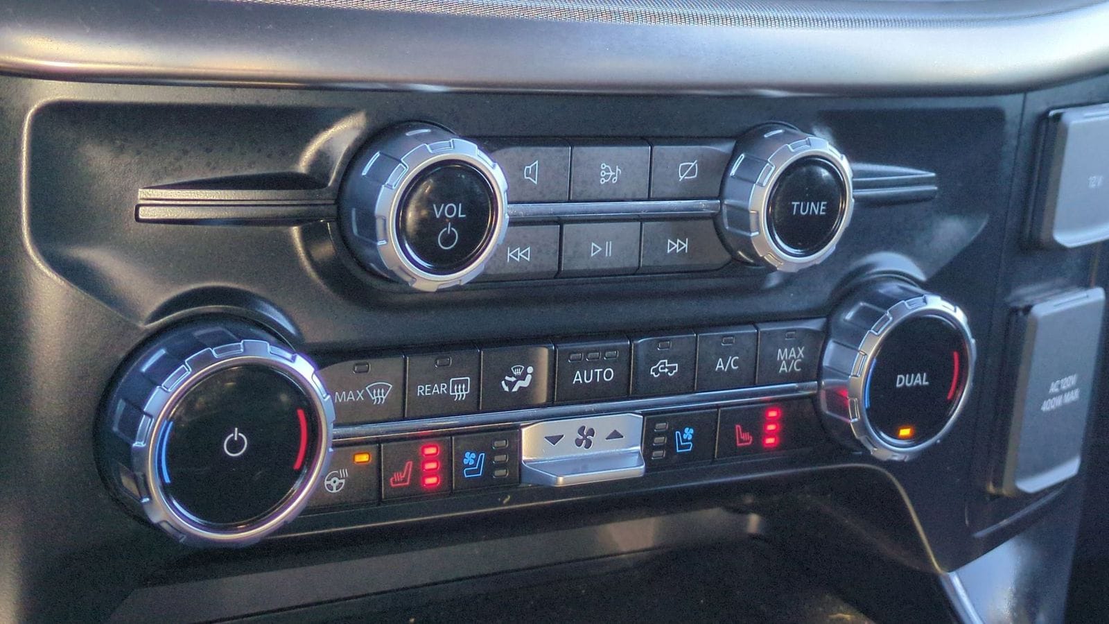 Thumbnail: 2023 Ford F-150 - 31