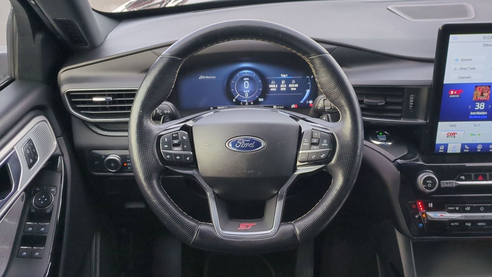 Thumbnail: 2021 Ford Explorer - 25