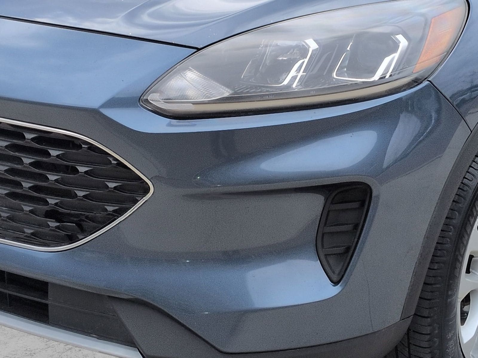 Thumbnail: 2020 Ford Escape - 12