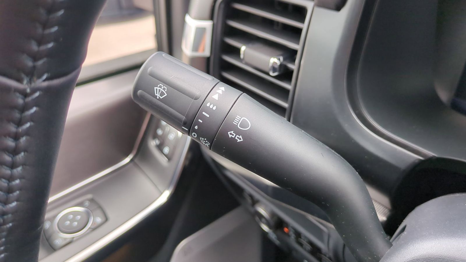 Thumbnail: 2025 Ford F-150 - 25