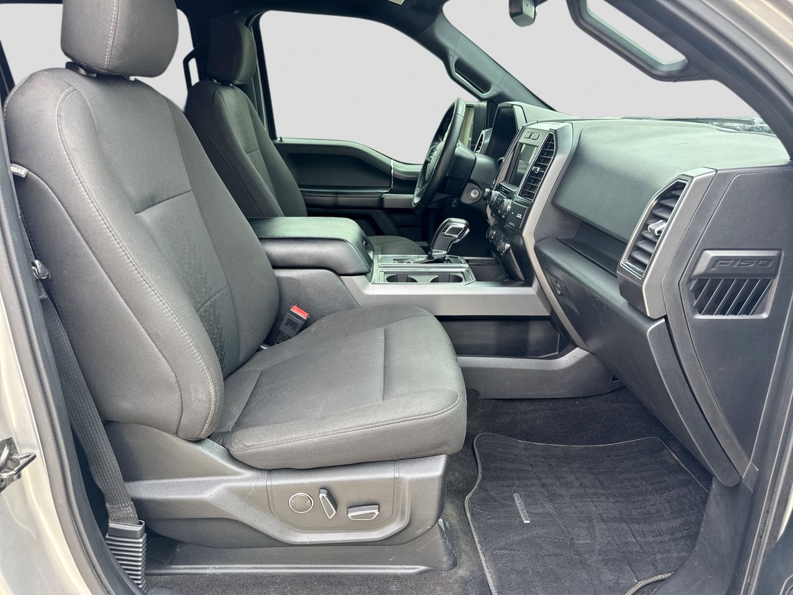 Thumbnail: 2018 Ford F-150 - 24