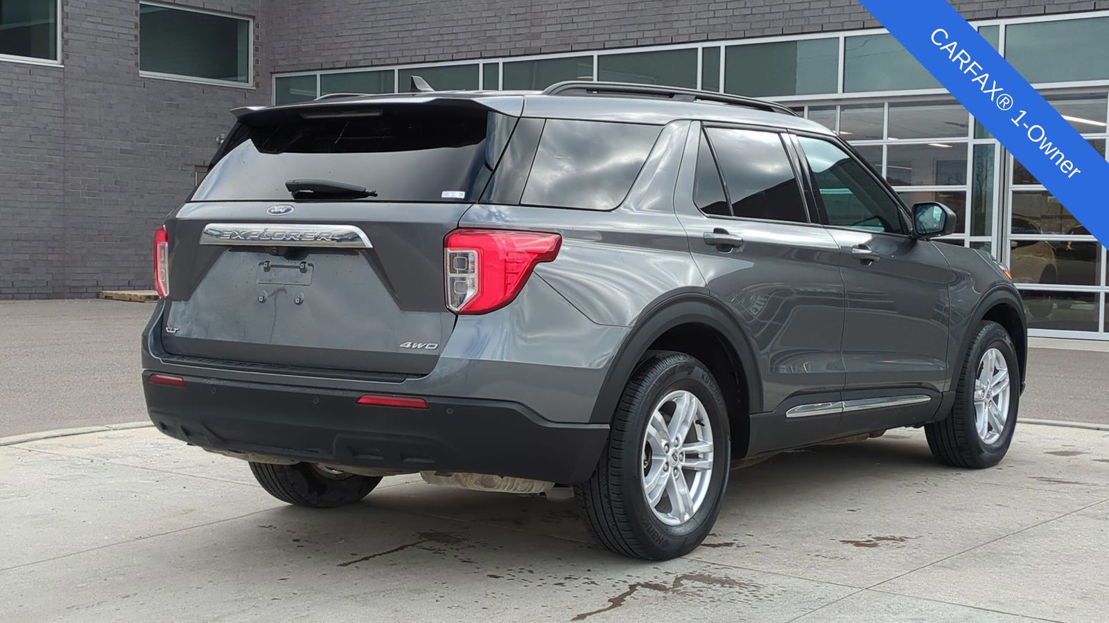 2023 Ford Explorer XLT 7