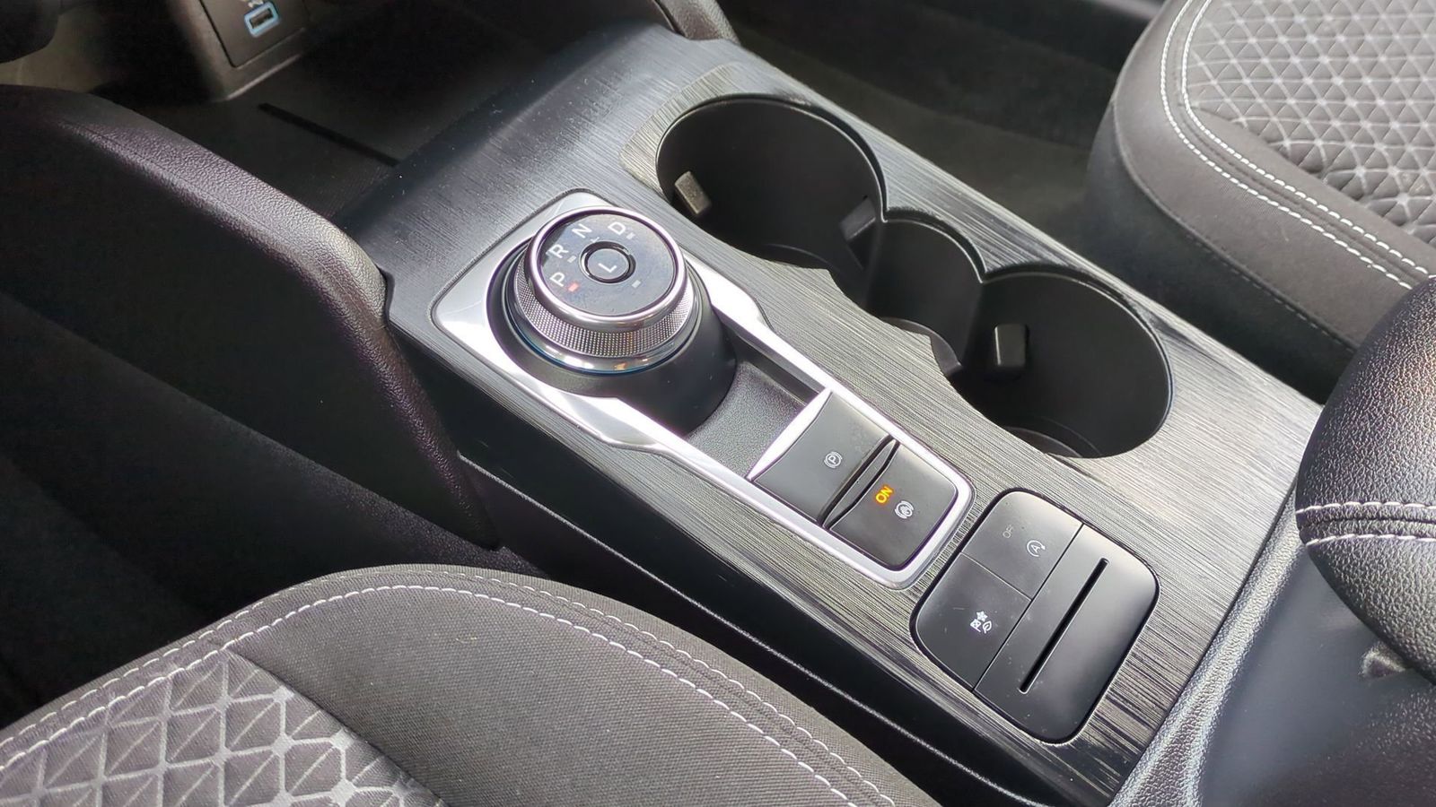 Thumbnail: 2023 Ford Escape - 33