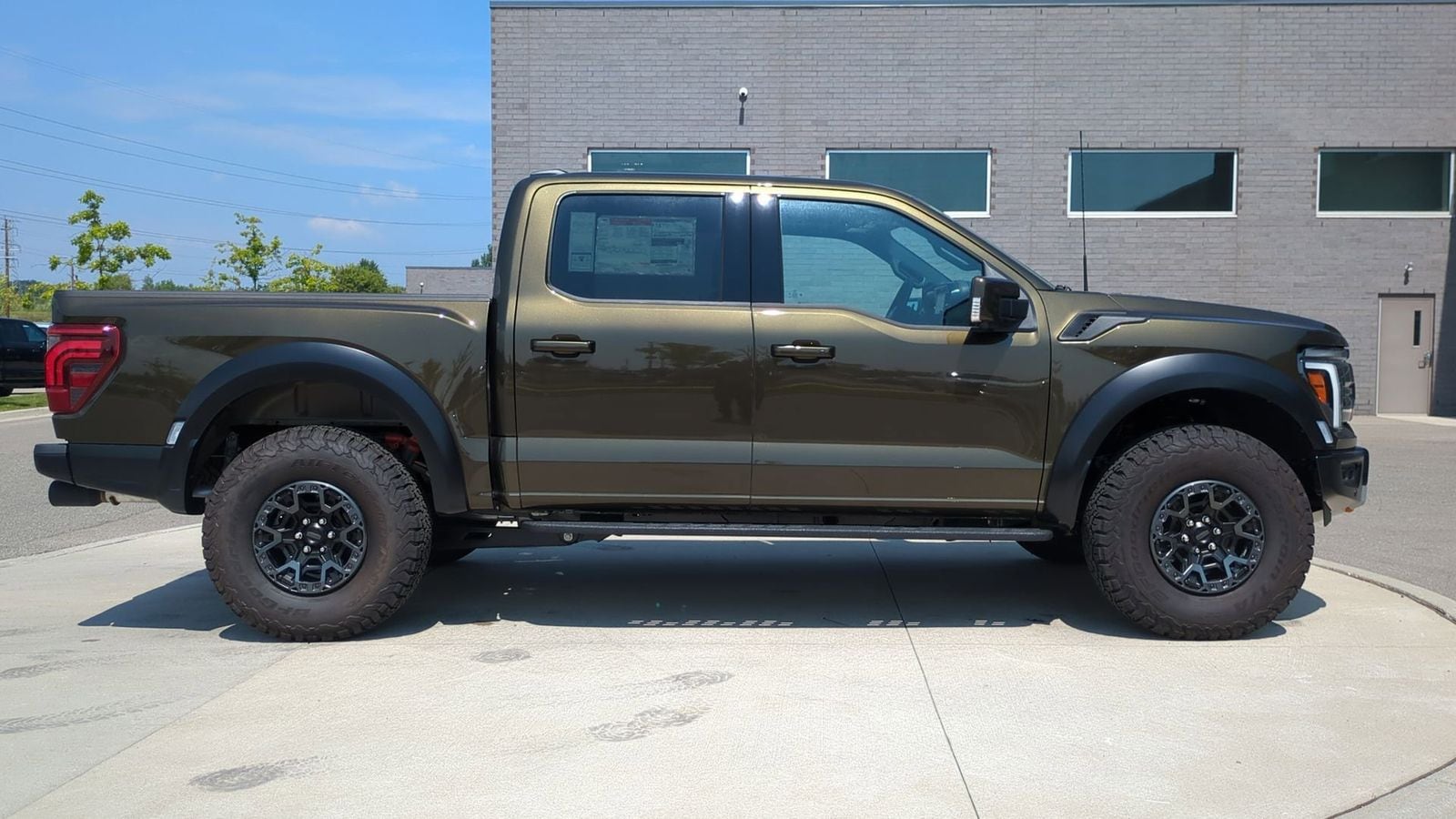 Thumbnail: 2025 Ford F-150 - 8