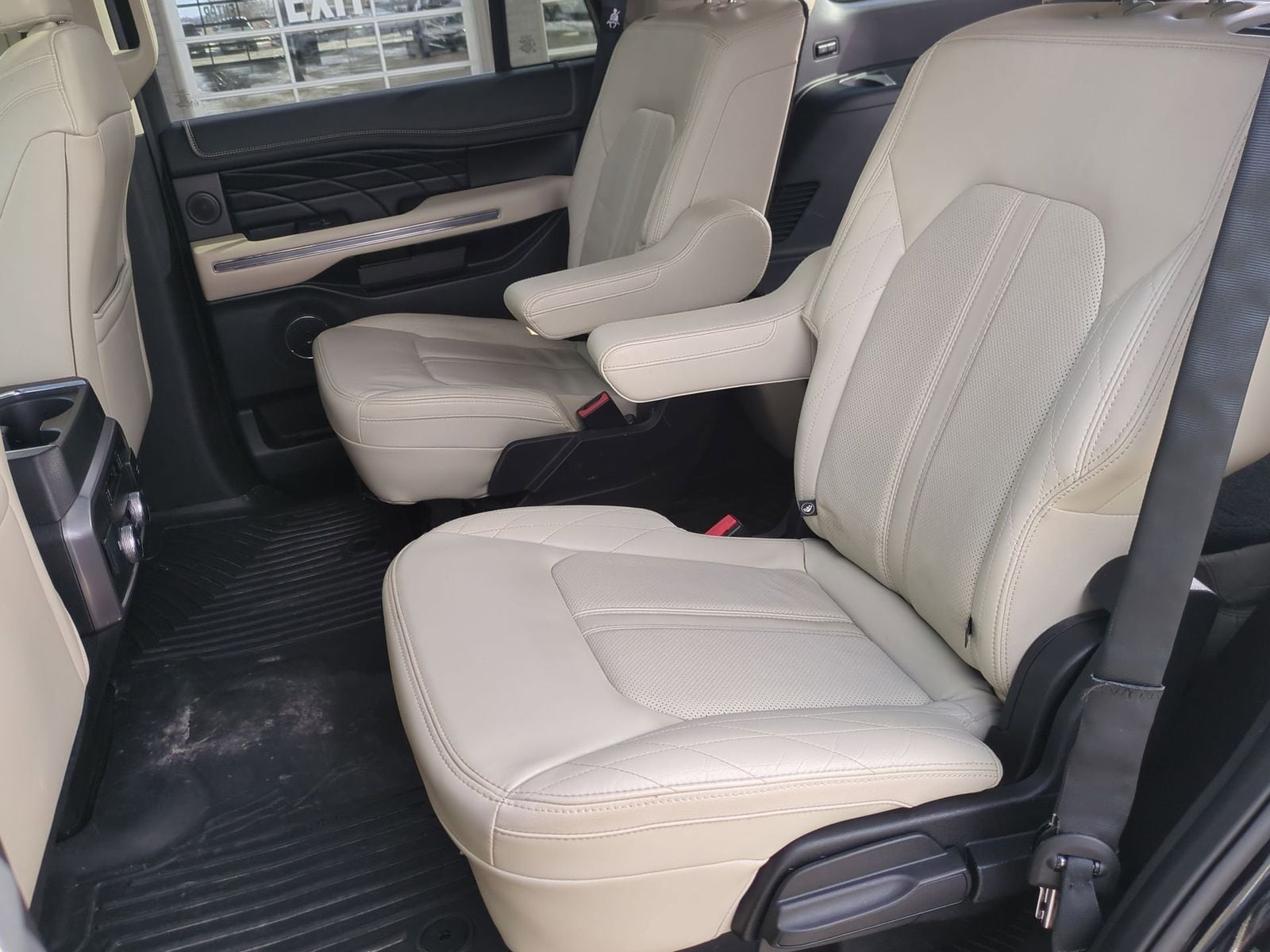 Thumbnail: 2019 Ford Expedition - 22