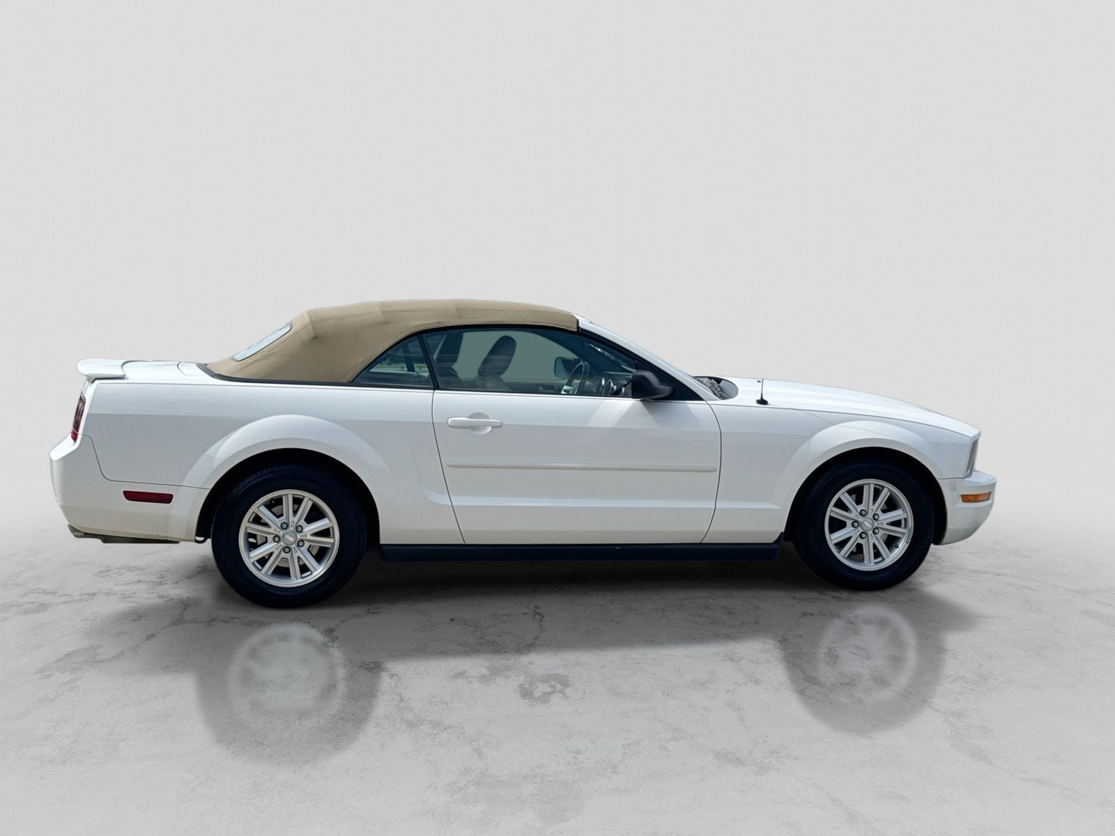 Thumbnail: 2008 Ford Mustang - 8