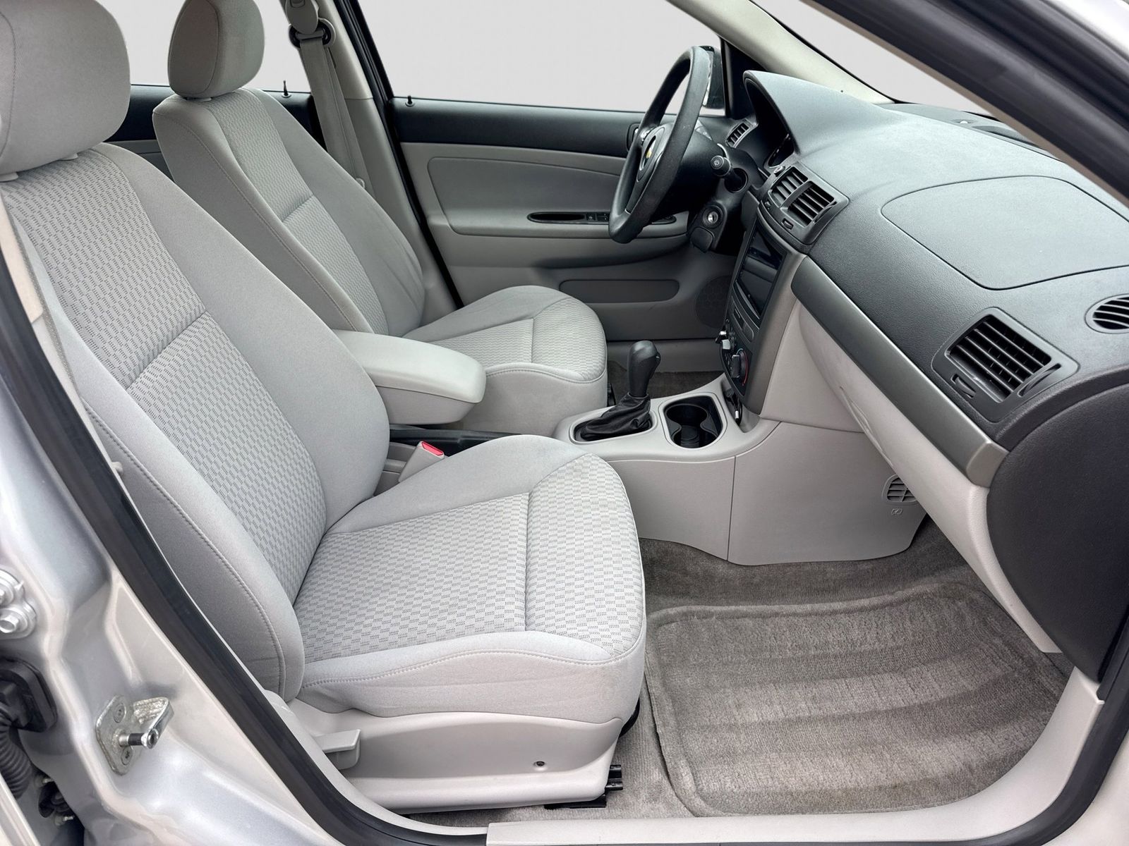 Thumbnail: 2009 Chevrolet Cobalt - 22