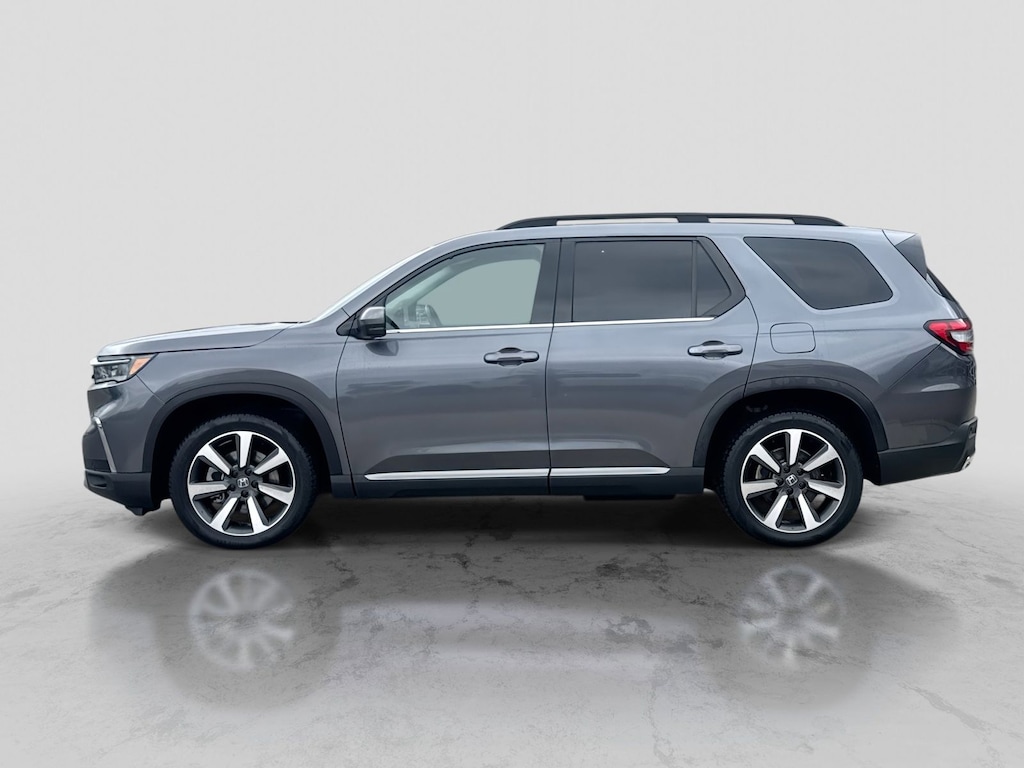 Used 2023 Honda Pilot Elite SUV