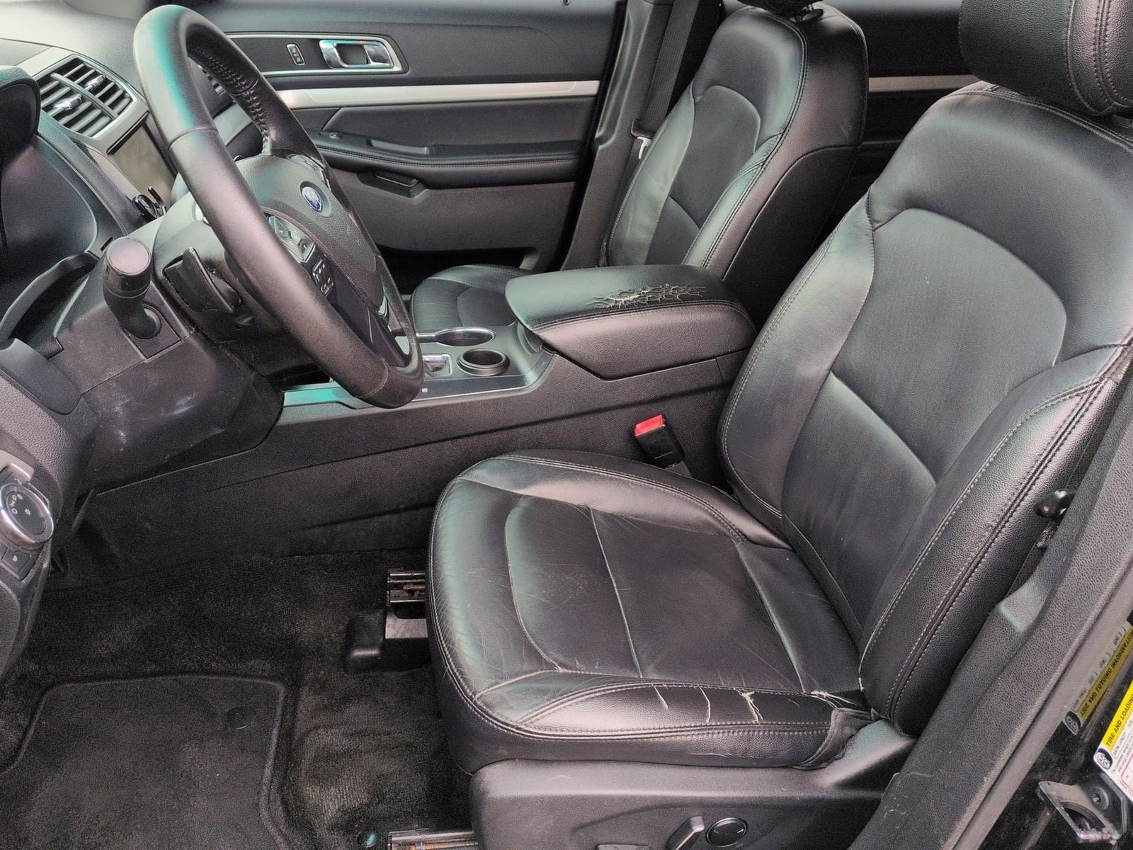 Thumbnail: 2016 Ford Explorer - 19