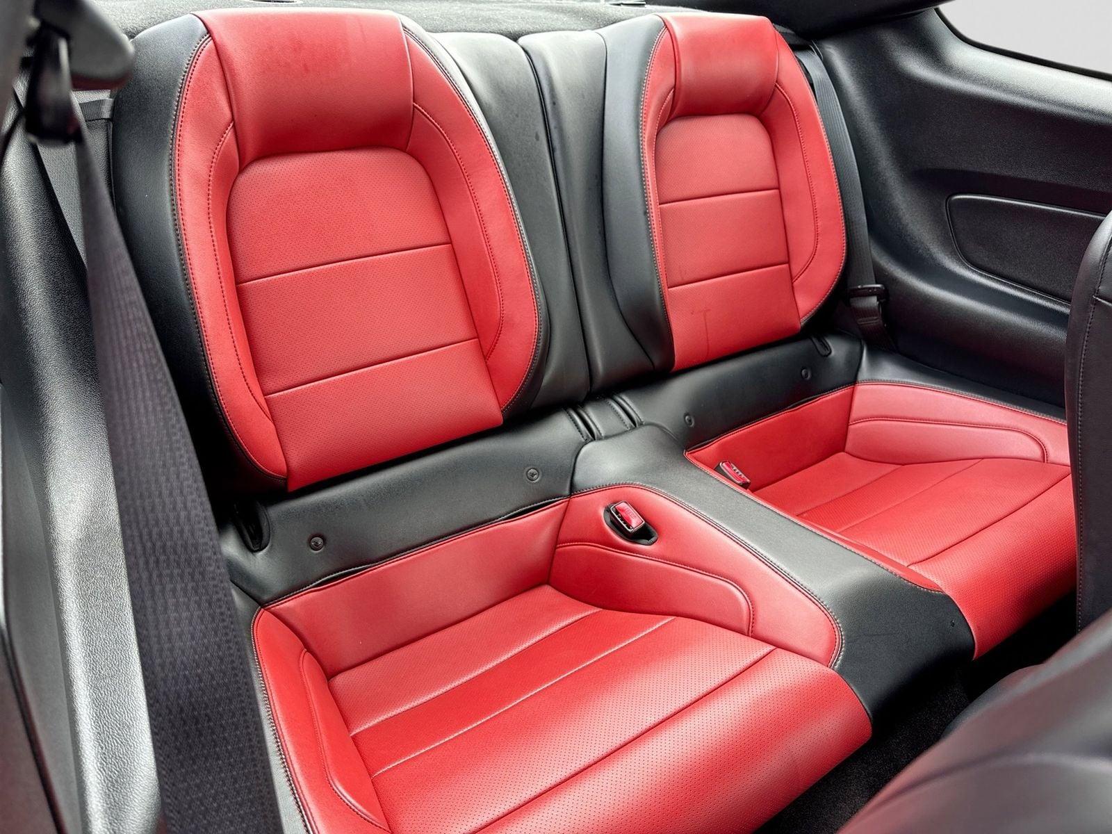 Thumbnail: 2015 Ford Mustang - 18