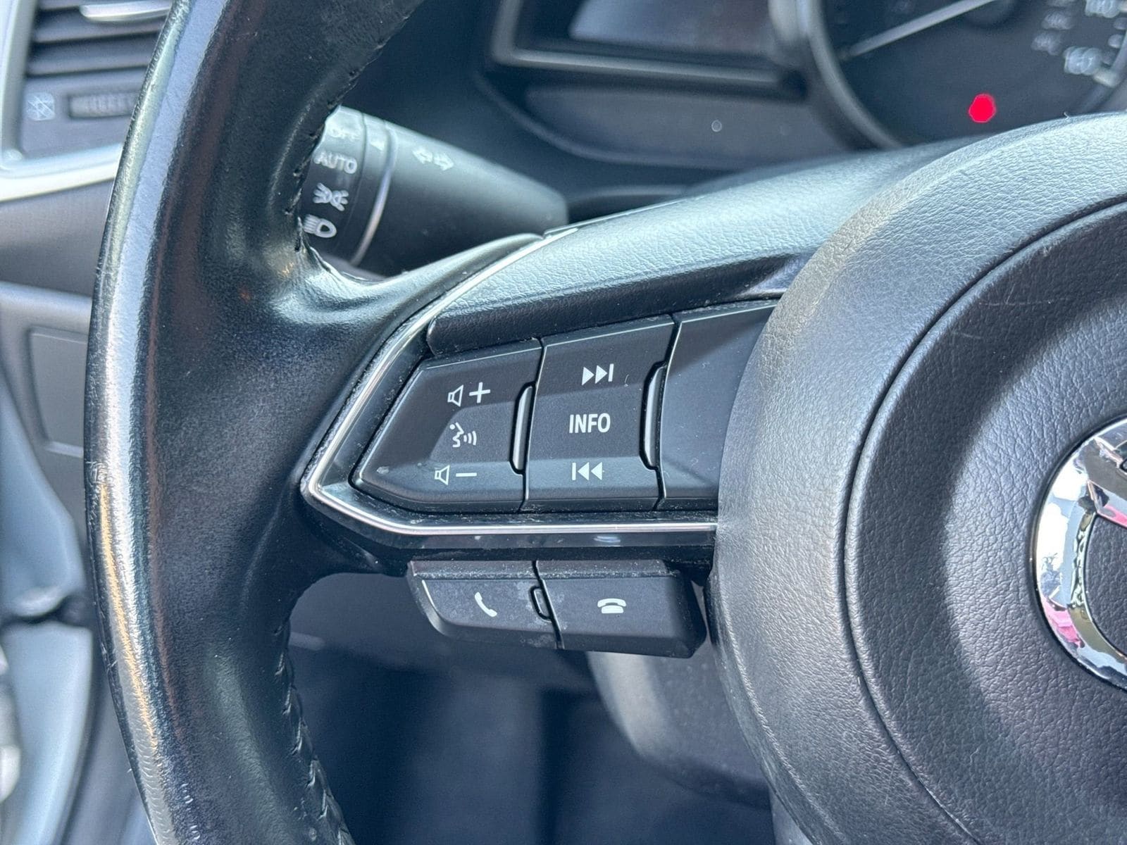 Thumbnail: 2018 Mazda Mazda3 - 22