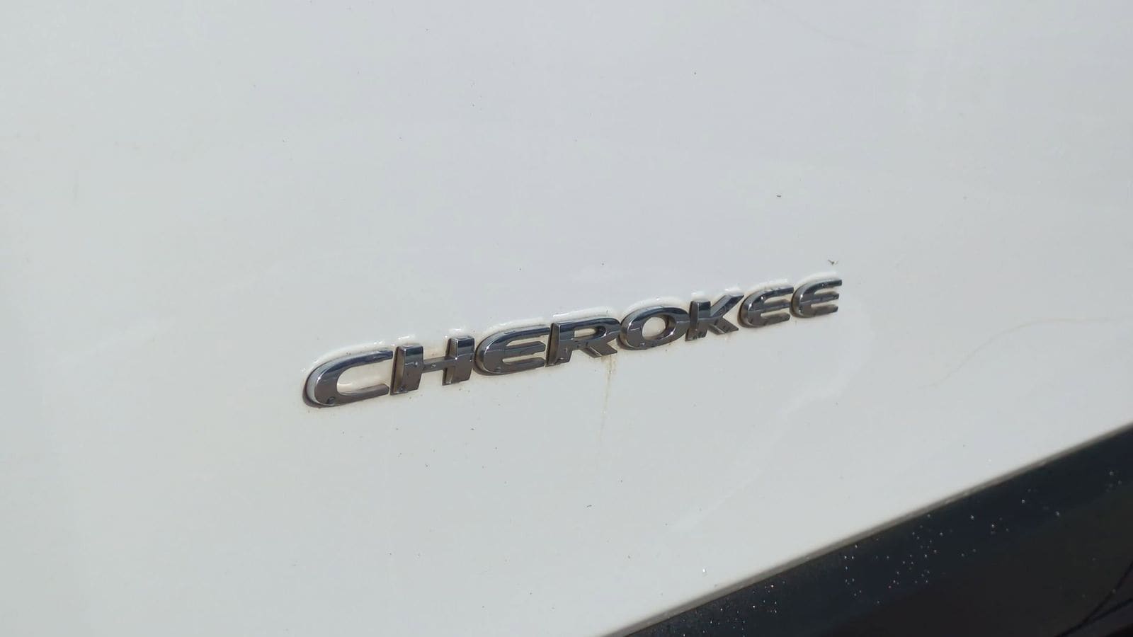 Thumbnail: 2018 Jeep Cherokee - 13