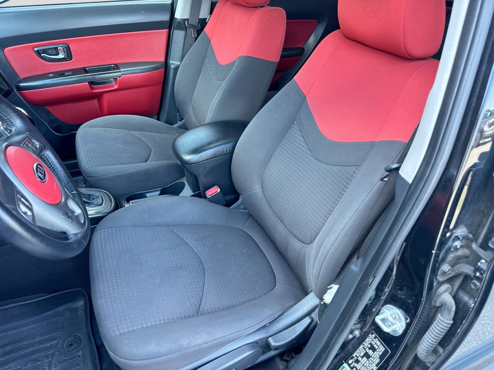 Thumbnail: 2011 Kia Soul - 17