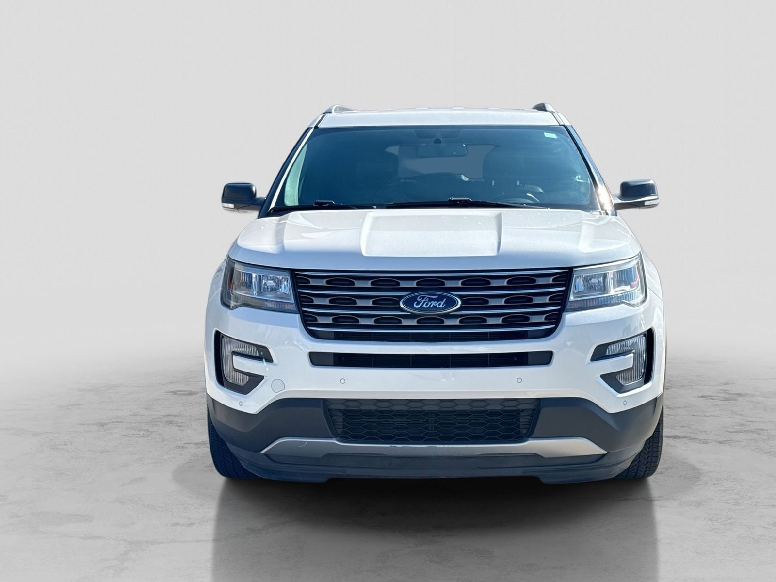 Thumbnail: 2017 Ford Explorer - 9