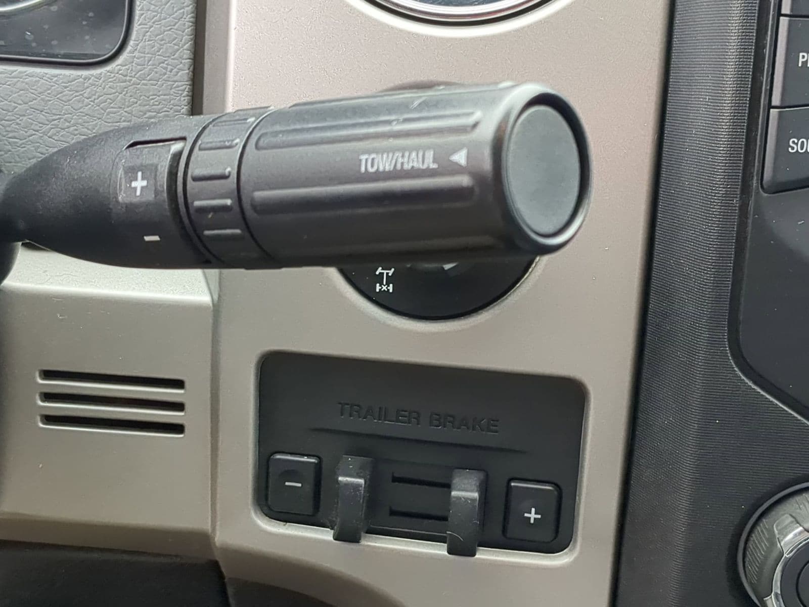 Thumbnail: 2013 Ford F-150 - 36