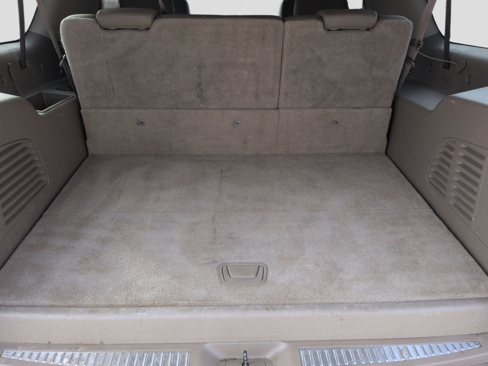 Thumbnail: 2015 Chevrolet Suburban - 44