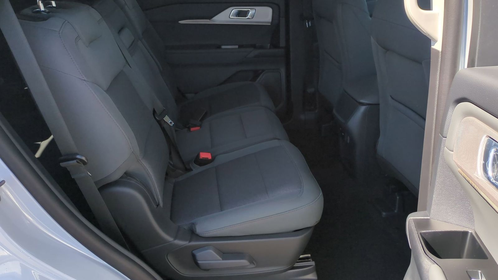 Thumbnail: 2025 Ford Explorer - 17